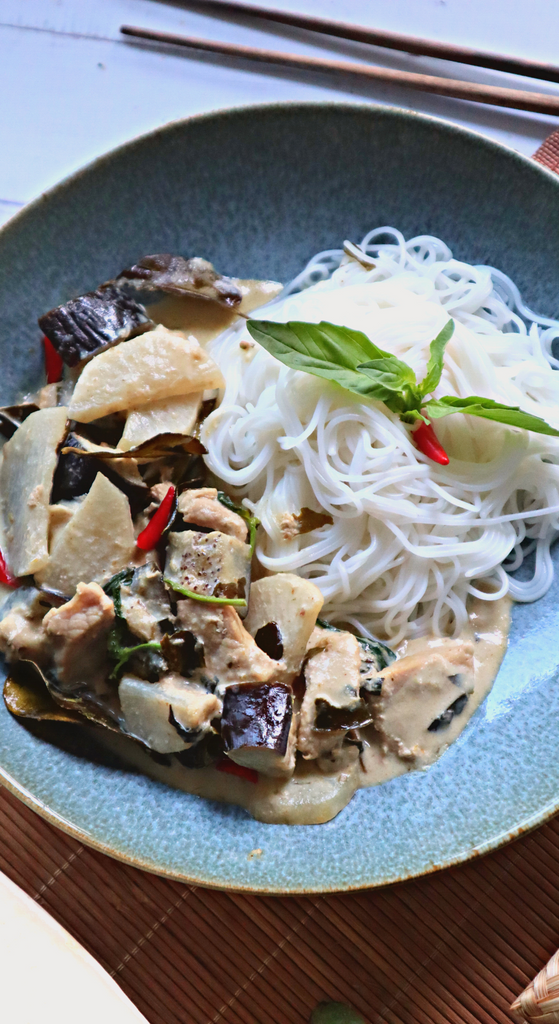 Grünes Thai Curry mit Reis Vermicelli